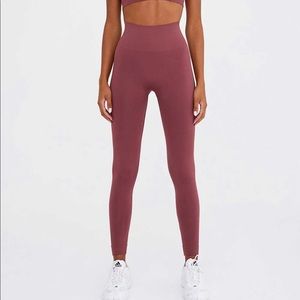 SET active sculpt flex leggings in Canyon